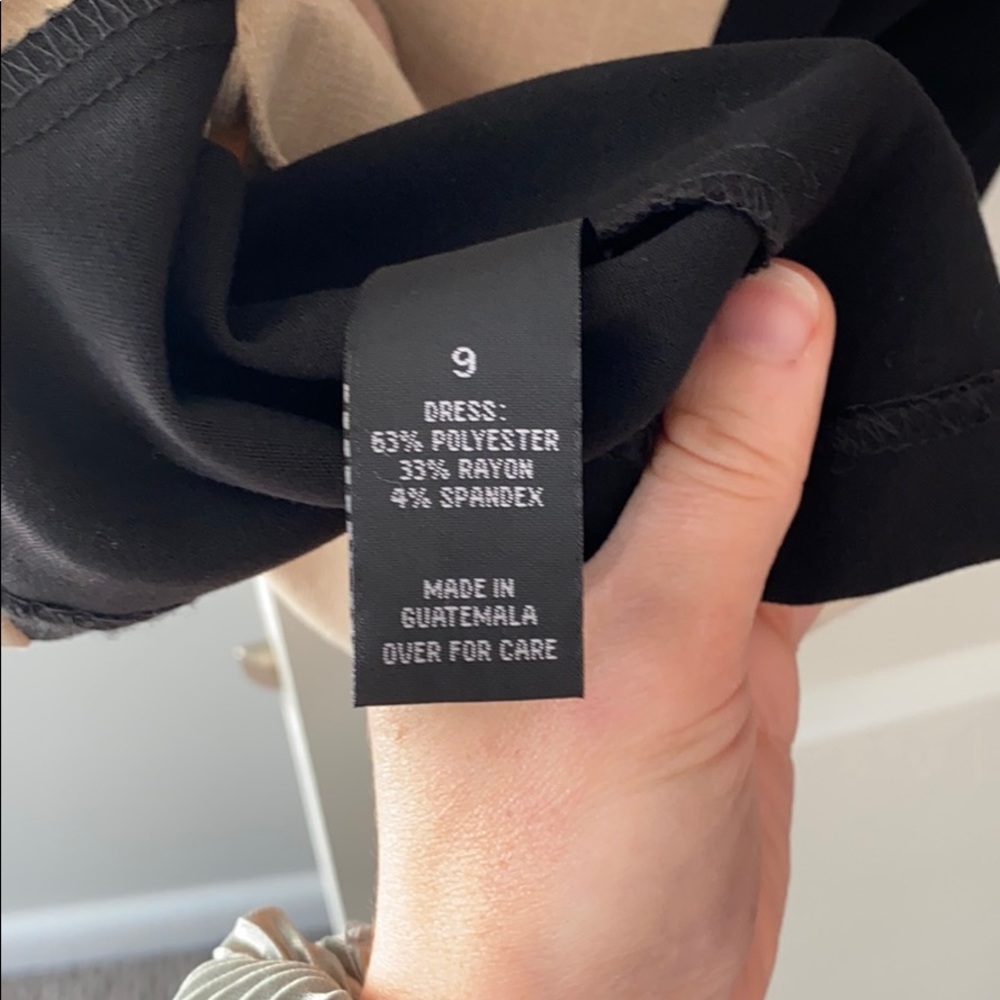 Dress - Picture 4 of 4